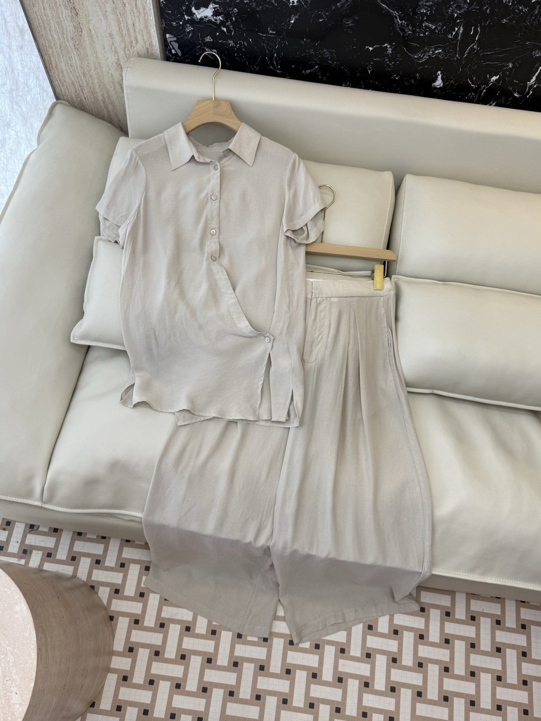 NO:829894,YJJ022# New suit factory P sand washed cupro silk short-sleeved top and trousers suit two colors SMLXL, women's clothing, T-shirt,19860909YJJ022#新款套装工厂P 砂洗铜氨丝 短袖上衣长裤套装 两色 SMLXL,女装,T-shirt,,Women's clothing