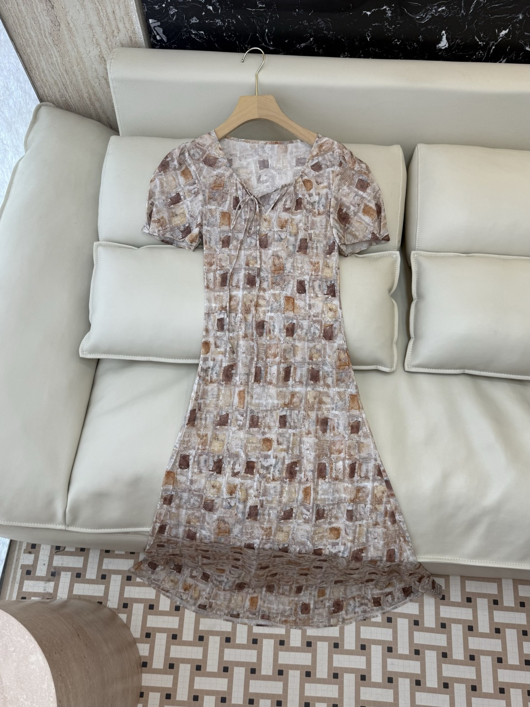 NO:829943,YJJ023# New dress factory P silk printed short-sleeved slim dress three colors SMLXL, women's clothing, skirts, T-shirt, real silk,19860909YJJ023#新款连衣裙工厂P 真丝印花短袖修身连衣裙 三色 SMLXL,女装,skirts,T-shirt,real silk,,Women's clothing