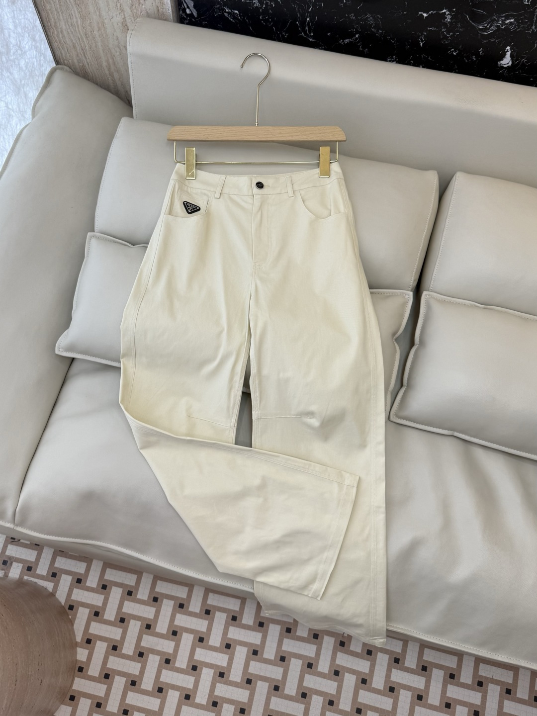 AW078#新款牛仔裤⚠️工厂特批‼️PRADA 牛仔长裤 黑色 米白色 SML