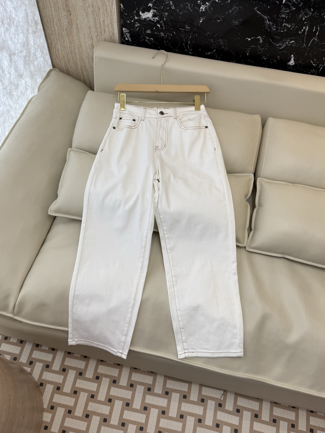 NO:855276,AW080# New Jeans P Loewe Denim Nine-Point Pants Blue Beige 26/27/28/29/30, Loewe-clothing, loewe, loewe, jeans,19860909AW080#新款牛仔裤P Loewe 牛仔九分裤 蓝色 米白色 26/27/28/29/30,罗意威-服装,loewe,loewe,jeans,,Women's clothing