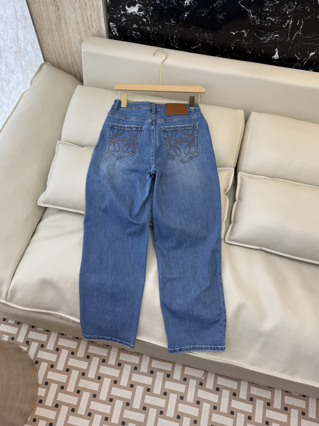 AW080#新款牛仔裤⚠️工厂特批‼️Loewe 牛仔九分裤 蓝色 米白色 26/27/28/29/30