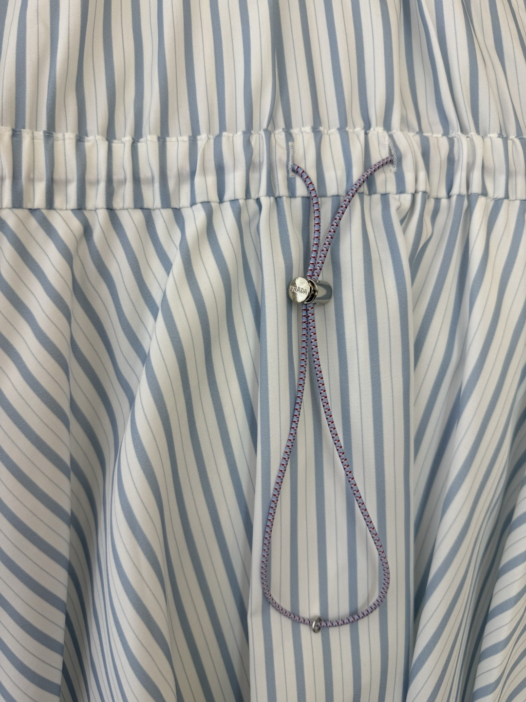 AW084#新款连衣裙⚠️工厂特批‼️PRADA 三角标 短袖条纹 短款 连衣裙 两色图 SM L