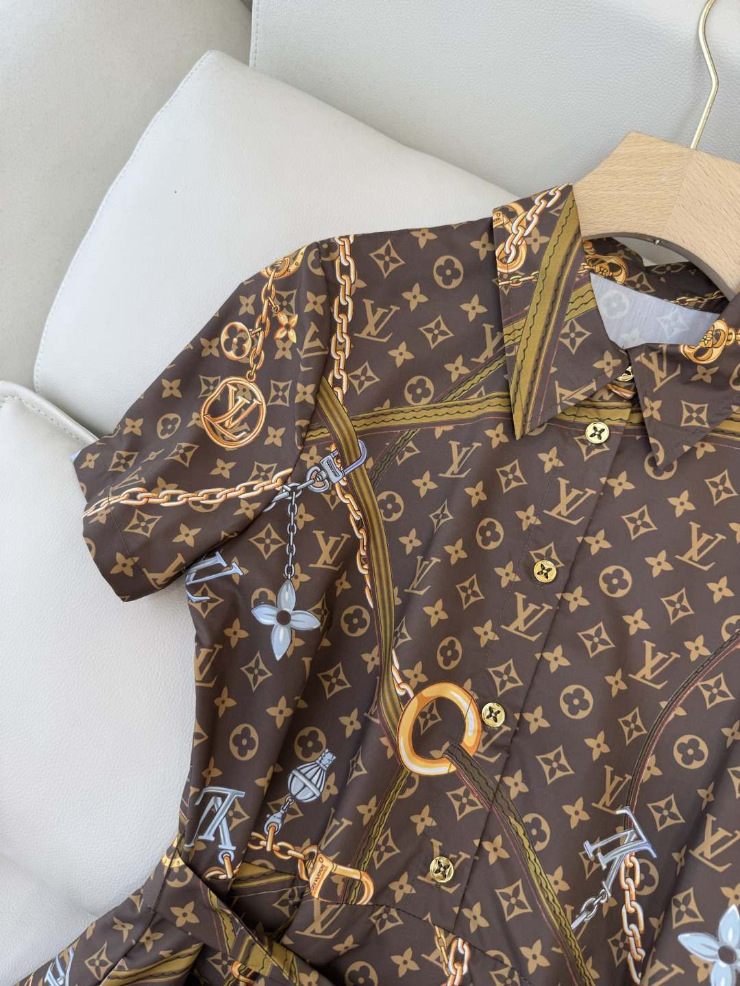 AW086#新款连衣裙⚠️工厂特批‼️Lv 链条印花 短袖修身连衣裙 两色图 SM L