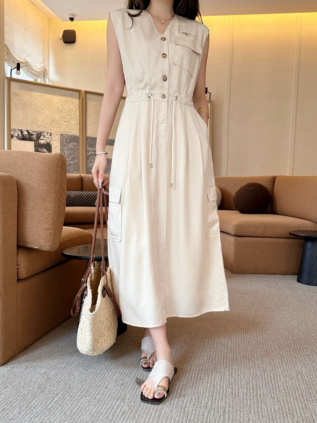 NO:855256,AW082 upper body picture,Prada-clothing,prada,19860909AW082 上身图,普拉达-服装,prada,,Women's clothing