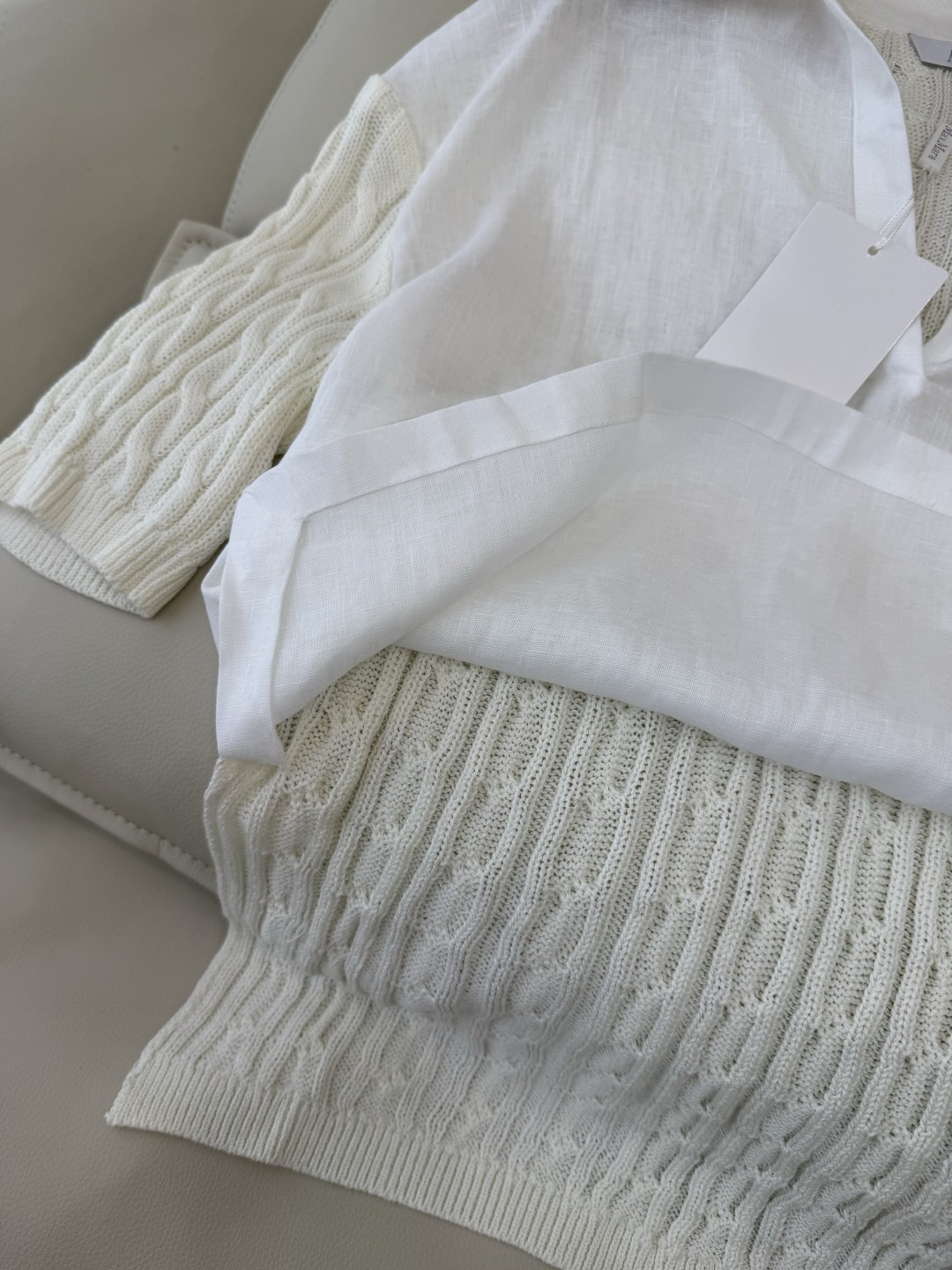 QD0233#新款上衣⚠️工厂特批‼️Max mara 亚麻拼接针织短袖上衣 亚麻本色 白色 SML