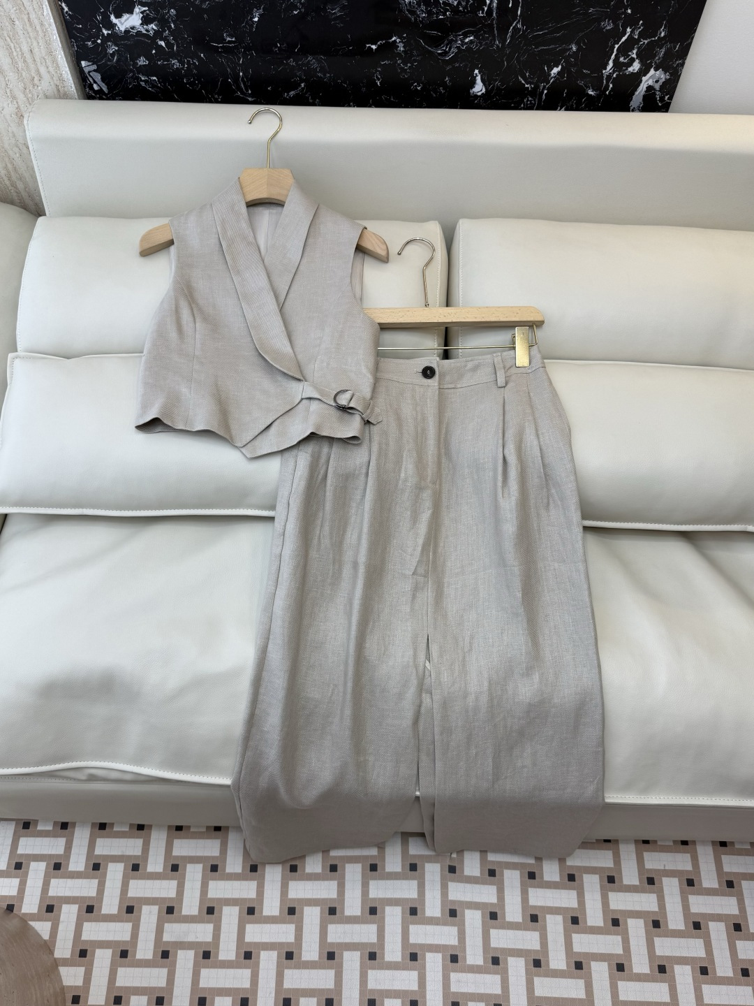 NO:855044,QD802226# New Suit Bc Gold Linen Vest Slit Skirt Suit Sand Color SMLXL, Women's Clothing, Skirts,19860909QD802226#新款套装 Bc 金丝 亚麻马甲开衩裙裤 套装 沙色 SMLXL,女装,skirts,,Women's clothing