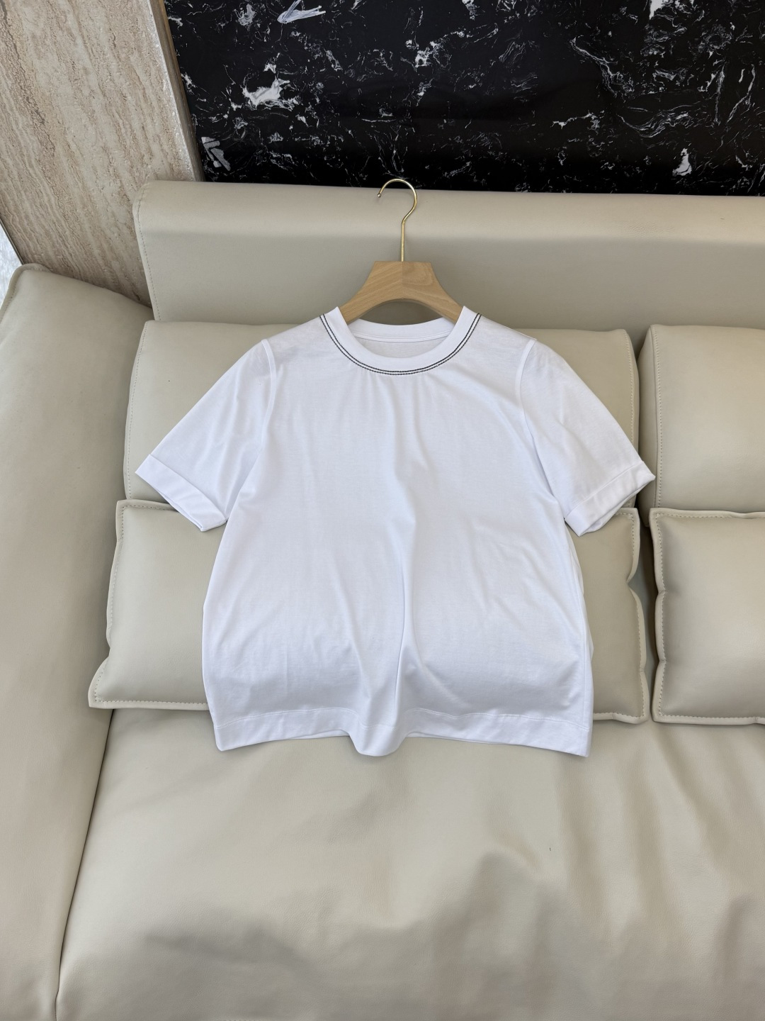 NO:857353,QD8065# new T-shirt BC top version heavy industry chain short-sleeved T-shirt coffee color white SMLXL, women's clothing, T-shirt, tees, t-shirt,19860909QD8065#新款T恤 BC 顶级版 重工链条短袖T恤 咖色 白色 SMLXL,女装,T-shirt,tees，t-shirt,,Women's clothing
