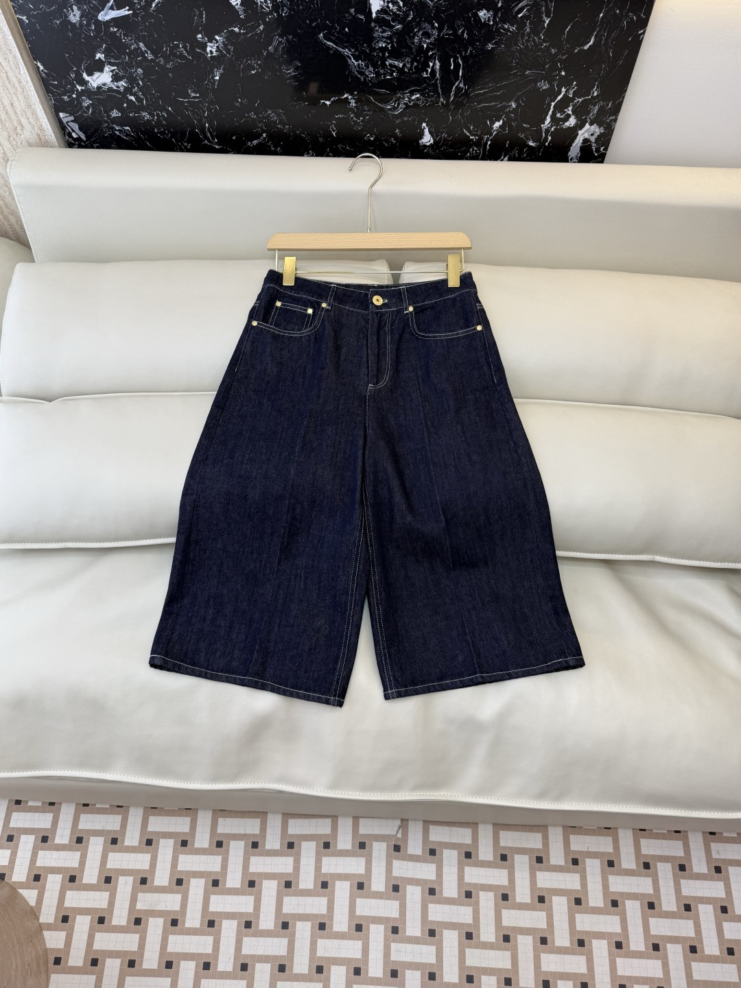 QD8037#新款牛仔裤⚠️🌾BC 顶级版‼️明线绣花牛仔中裤 蓝色 SMLXL