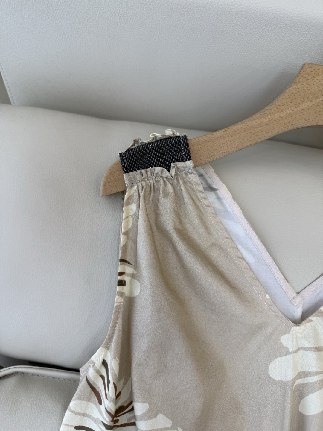 QD8081#新款连衣裙⚠️🌾BC顶级版‼️BC 重工链条⛓️V领 连衣裙 两色 SMLXL