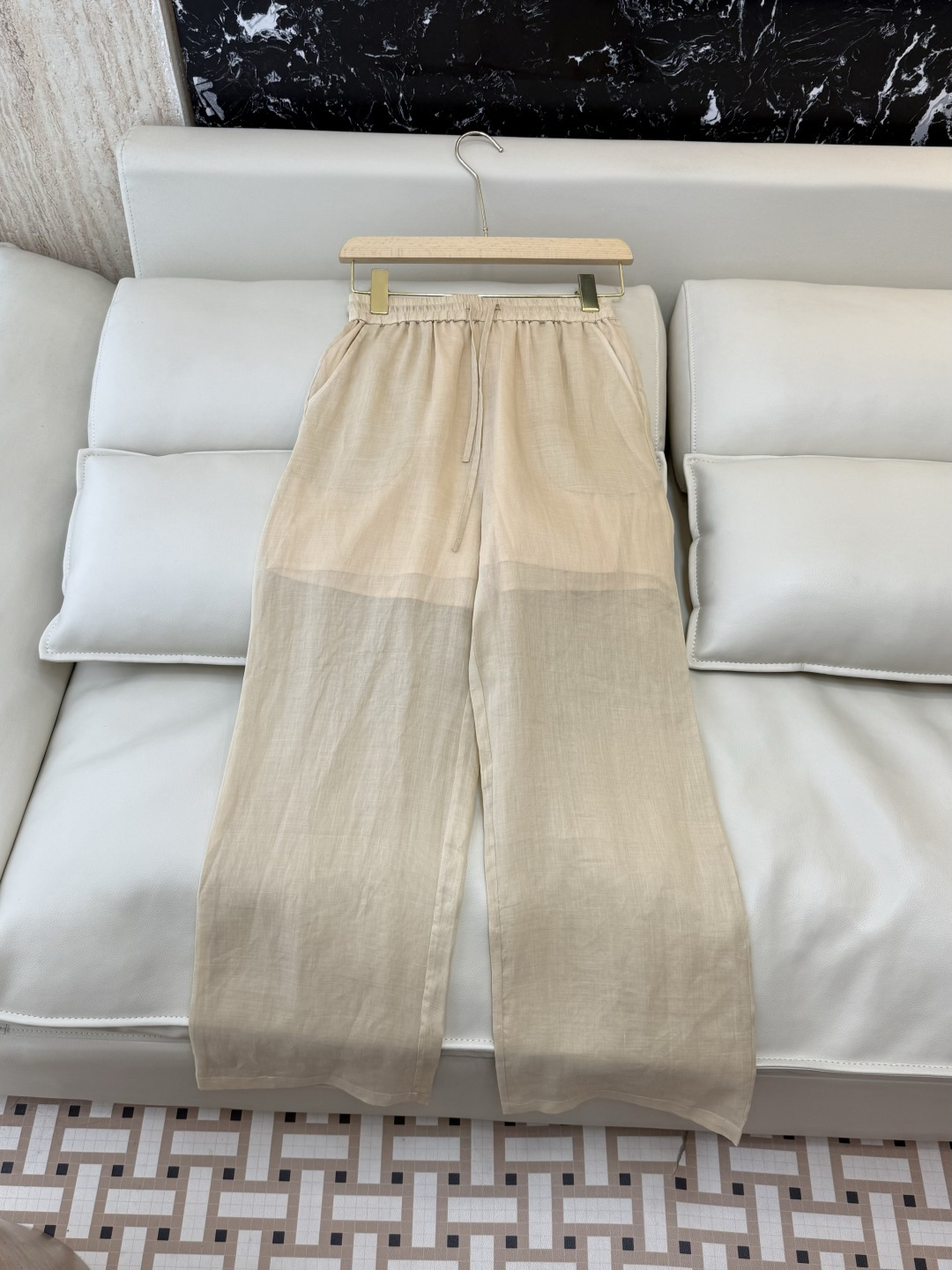 QD8023+8127#新款套装⚠️🌾Loro piana 100% 苎麻 绣花长袖衬衫➕长裤套装 杏色