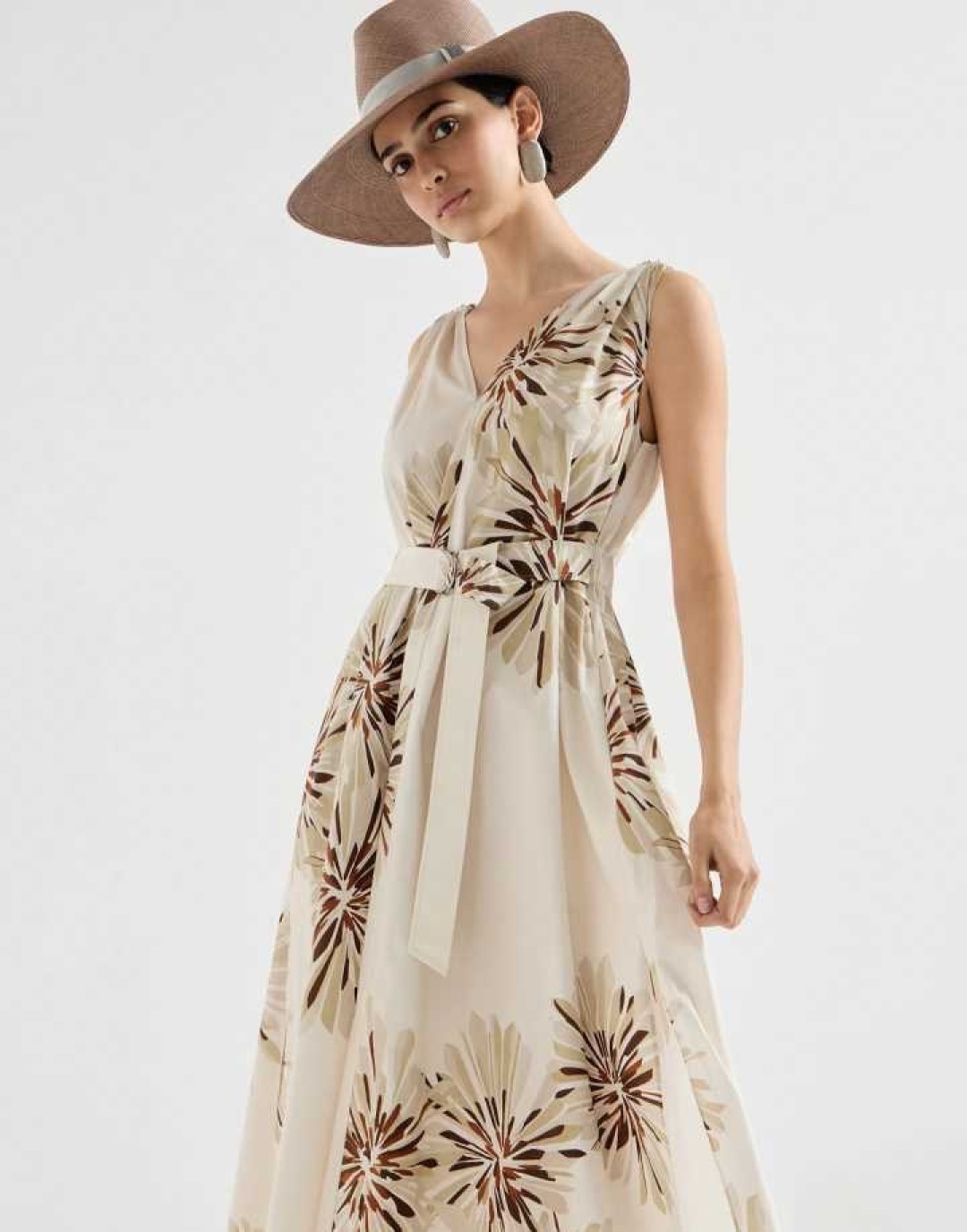 NO:857327,QD8081 upper body picture, women's clothing,19860909QD8081 上身图,女装,,Women's clothing