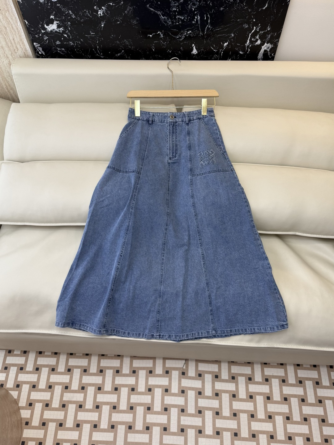 AW095#新款半裙⚠️工厂特批‼️loewe 绣花 牛仔长半裙 深蓝色 浅蓝色 SML
