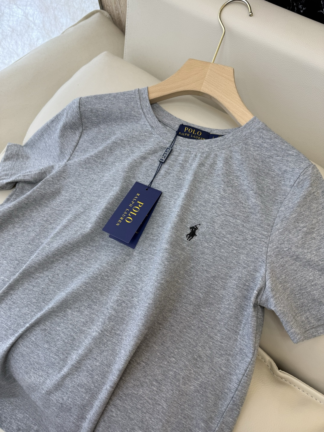 A#新款T恤⚠️特批180‼️Polo  绣小标 极简圆领 短袖T恤  4色 SML