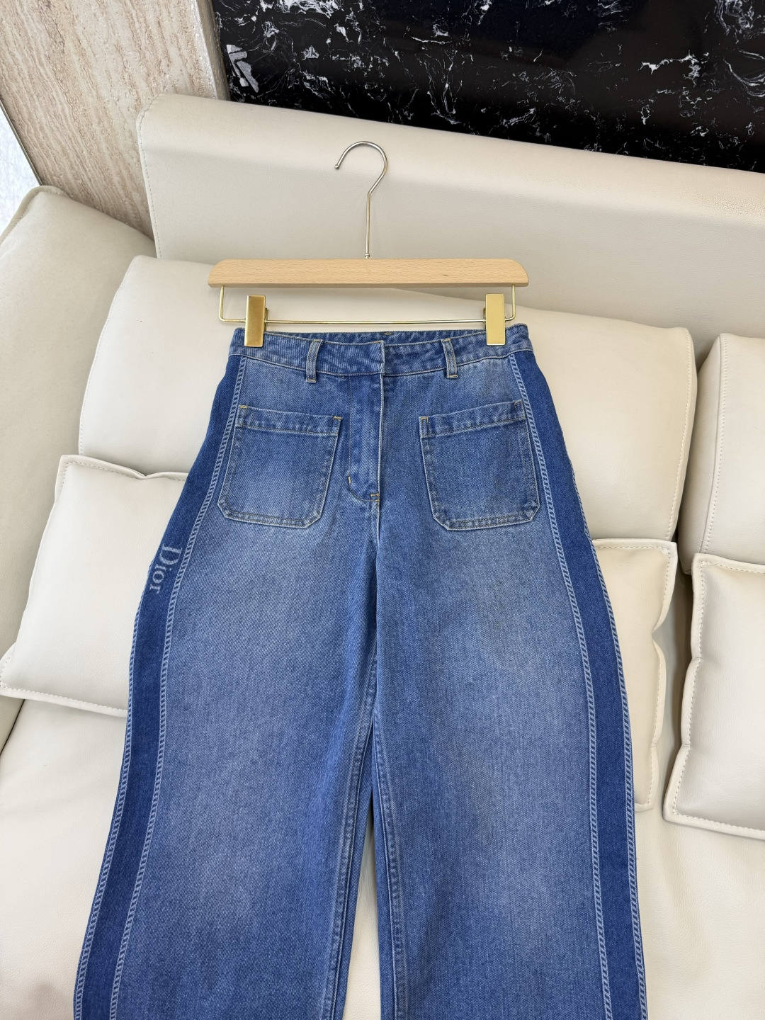 GU091#新款牛仔裤⚠️工厂特批‼️Dior 拼色印花字母牛仔长裤 36/38/40