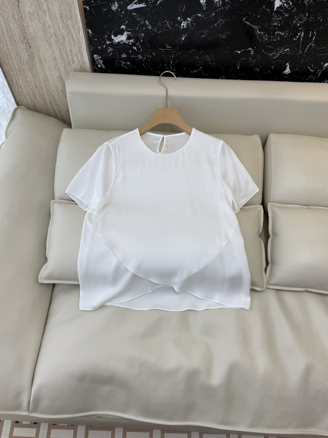 NO:859001,BS1206# New top 92 silk short-sleeved top white black brown S-XL, women's clothing, T-shirt, real silk,19860909BS1206#新款上衣 92 真丝 短袖上衣 白色 黑色 咖色 S-XL,女装,T-shirt,real silk,,Women's clothing