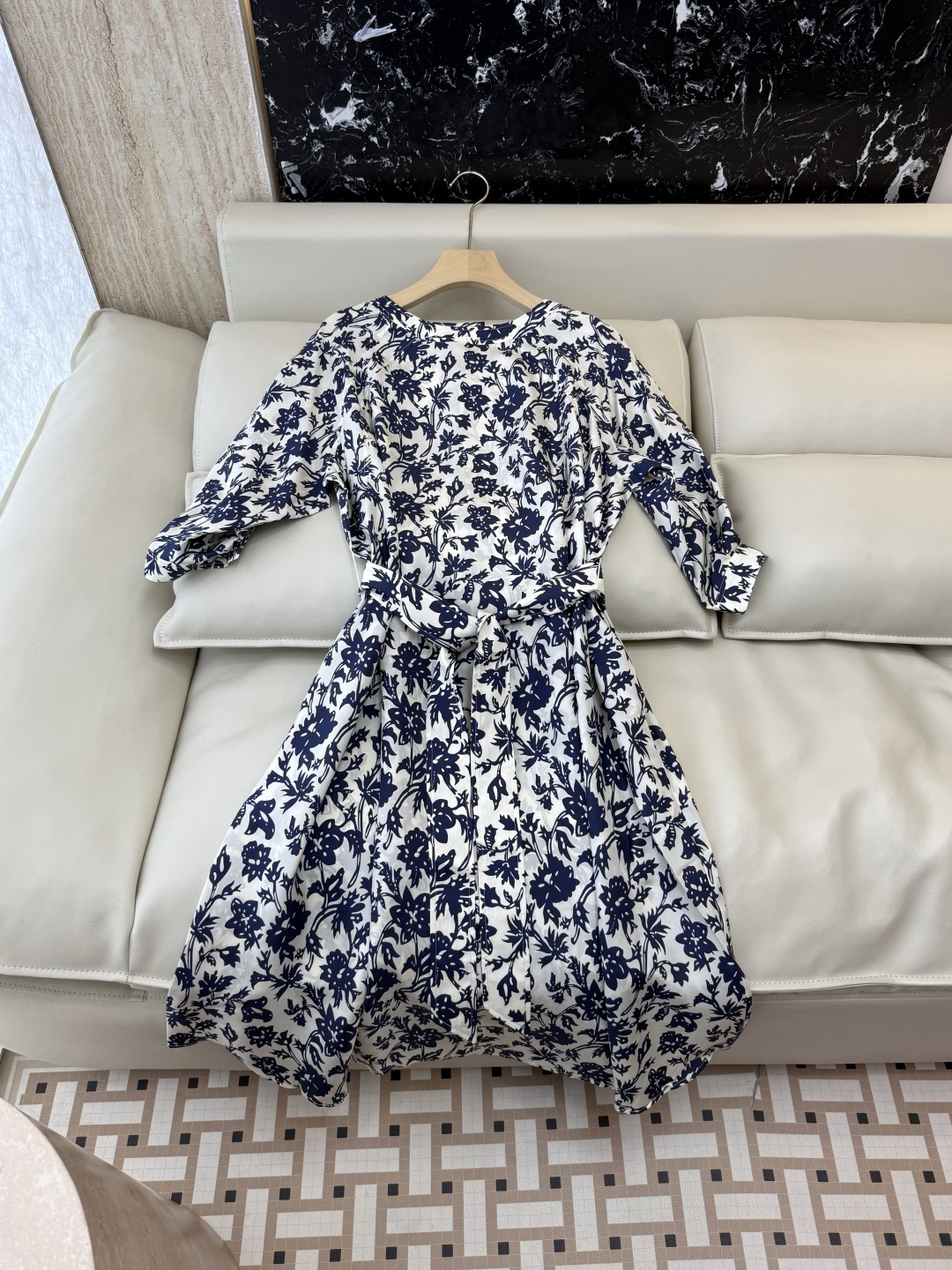 NO:858927,BS1227# New Dress LP Old Money Style Silk Printed Elegant Dress 36-42, Women's Clothing, Loro Piana, Skirts, Real Silk,19860909BS1227#新款连衣裙 LP 老钱风 真丝 印花贵气连衣裙 36-42,女装,loro piana,skirts,real silk,,Women's clothing