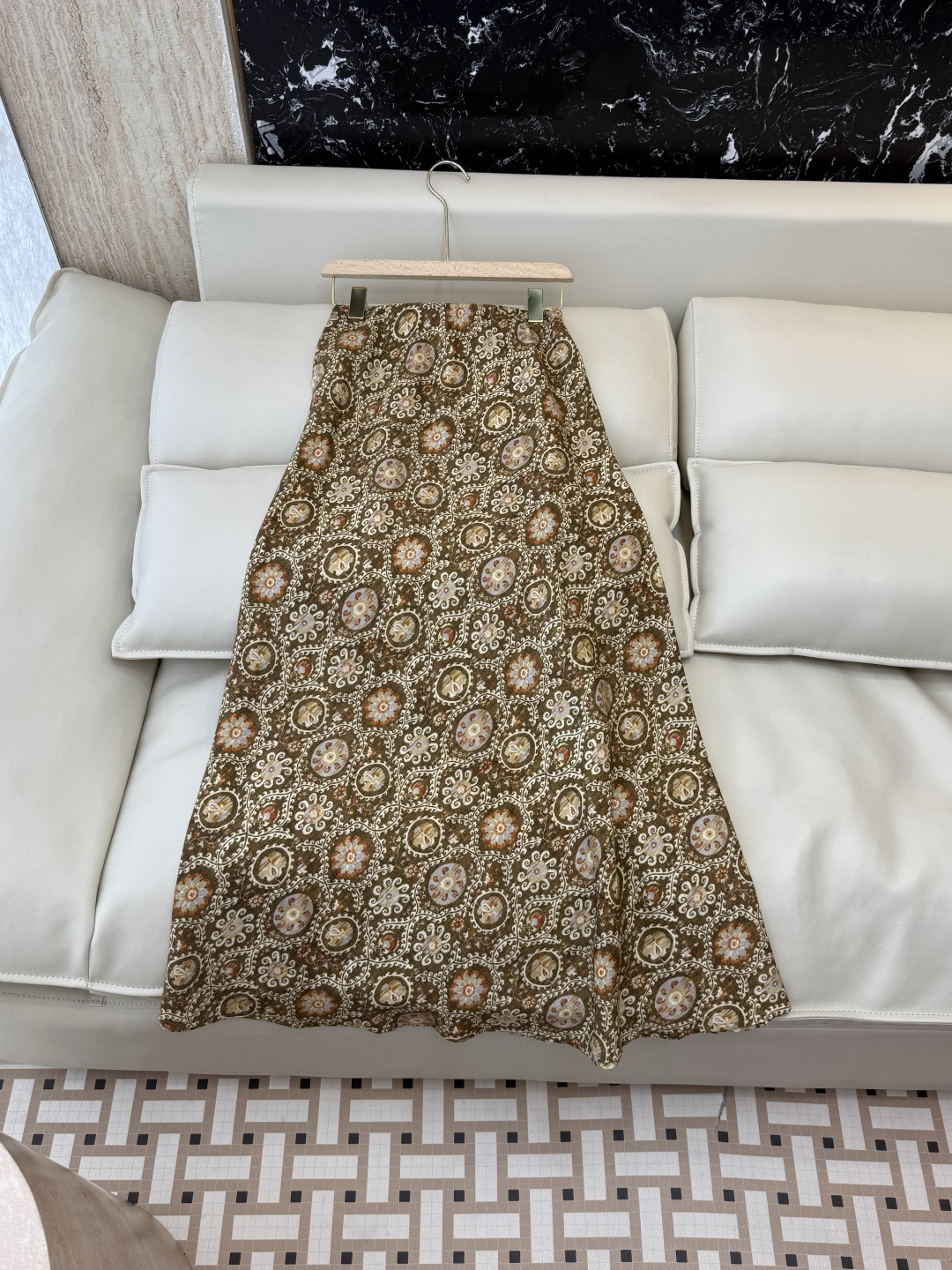 NO:861708,YJJ0924# The highest version on the new market. The girl inspects the goods, trims the three marks on the threads, and delivers the goods. You can send pictures and take videos. If you want quality or service, add me on WeChat. We will not accept urgent orders. Skirt factory 50 Tencel 50 Linen printed long skirt three colors SMLXL, women's clothing, skirts,19860909YJJ0924#新市面最高版本小妹验货、修剪线头上三标、发货可发图及拍视频,要品质要服务的加我微信,不接急单.款半裙工厂 50天丝 50 亚麻 印花 长半裙 三色 SMLXL,女装,skirts,,Women's clothing
