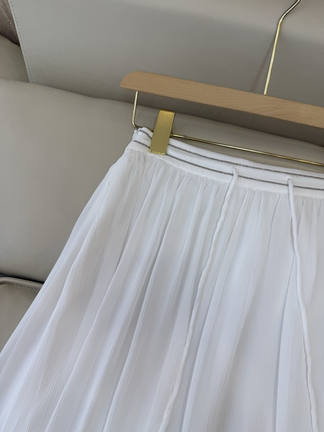 LLS003#新款半裙⚠️🌾BC 百褶裙 链条装饰 压褶半裙 黑色 白色S MLXL