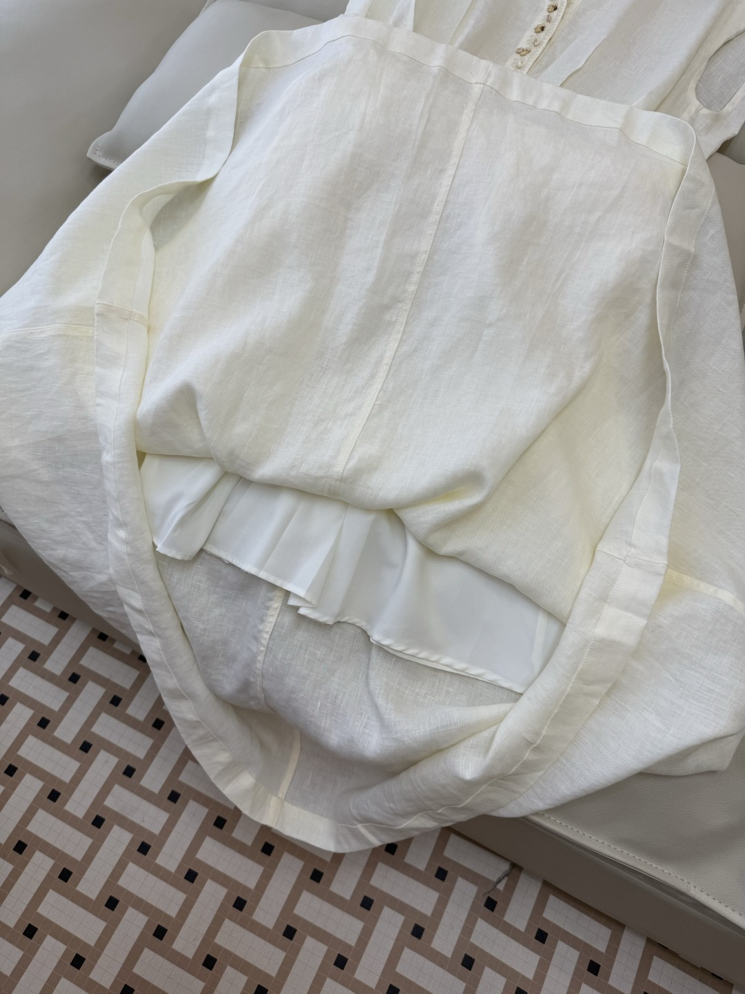 SY019#新款连衣裙⚠️工厂特批‼️极简风 V领手工贝壳度假风 100%亚麻 绣花边 无袖连衣裙 紫色