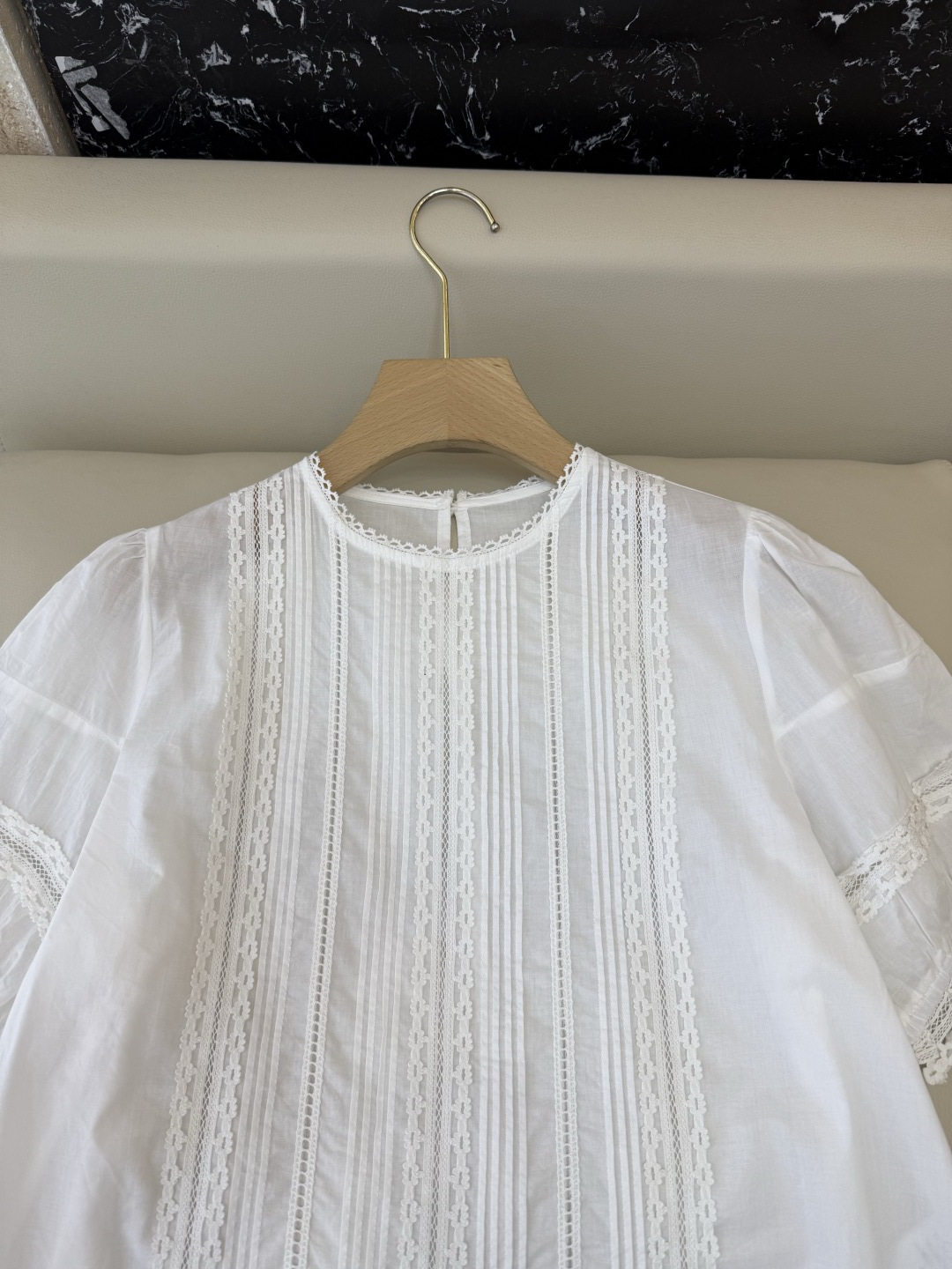 LH0236#新款上衣⚠️工厂特批‼️100% 棉 绣花短袖上衣 黄色 白色 ＳＭＬ