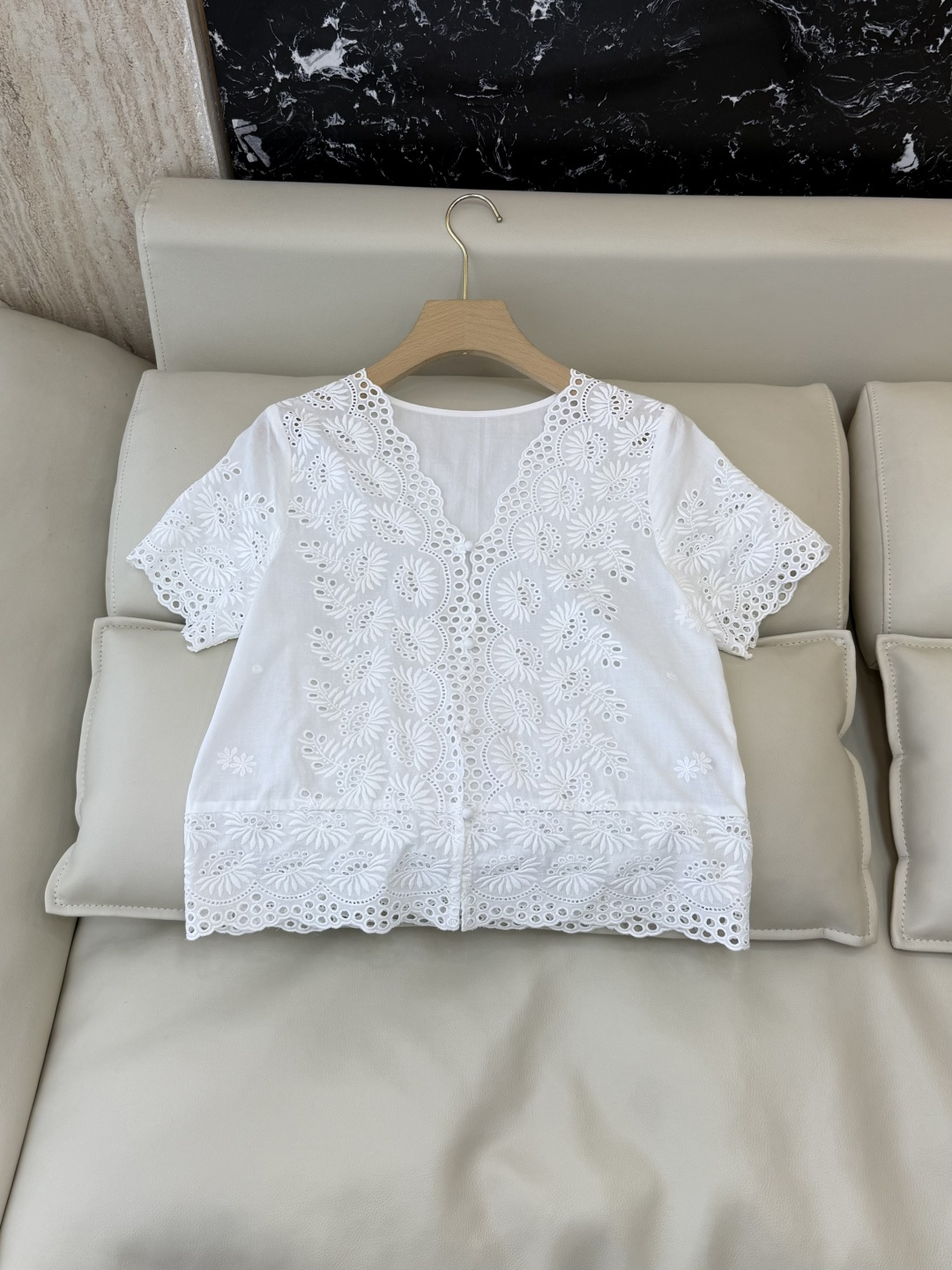 NO:867322,LH7251# New top factory P cotton hollow embroidered short-sleeved top SML, women's clothing, T-shirt,19860909LH7251#新款上衣工厂P 棉 镂空绣花短袖上衣 ＳＭＬ,女装,T-shirt,,Women's clothing