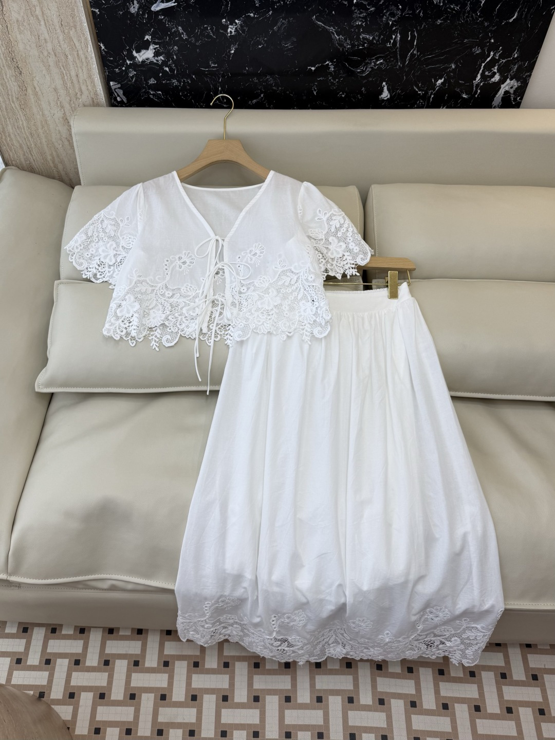NO:867300,LH7259# New Suit Factory P Cotton Heavy Embroidery Top Long Skirt Suit White SML, Women's Clothing, Skirts,19860909LH7259#新款套装工厂P 棉 重工绣花 上衣长半裙 套装 白色 ＳＭＬ,女装,skirts,,Women's clothing