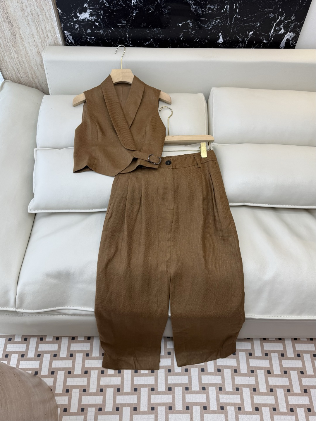 NO:867423,QD802226# New Suit Bc Gold Linen Vest Slit Skirt Suit Sand Caramel SMLXL, Women's Clothing, Skirts,19860909QD802226#新款套装 Bc 金丝 亚麻马甲开衩裙裤 套装 沙色 焦糖色 SMLXL,女装,skirts,,Women's clothing