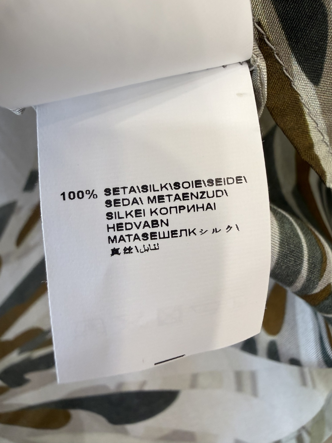 QD8099#新款上衣⚠️🌾BC 顶级版‼️100%真丝 印花 长袖衬衫上衣 两色 36/38/40/4