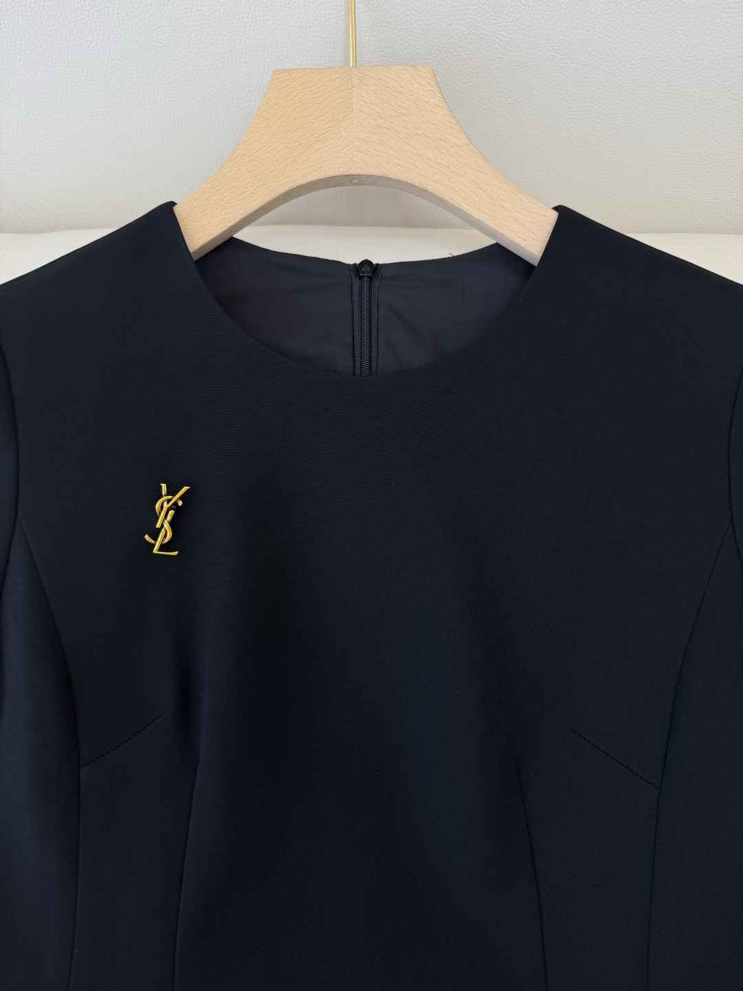 XZ0166#新款连衣裙⚠️🌾YSL 短袖 72%醋酸修身 连衣裙  黑色 白色 SMLXL