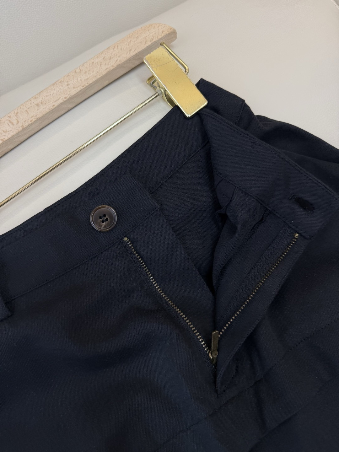 AW0100#新款牛仔裤⚠️工厂特批‼️loewe 假两件 牛仔裤 黑色 米色 ＳＭＬ