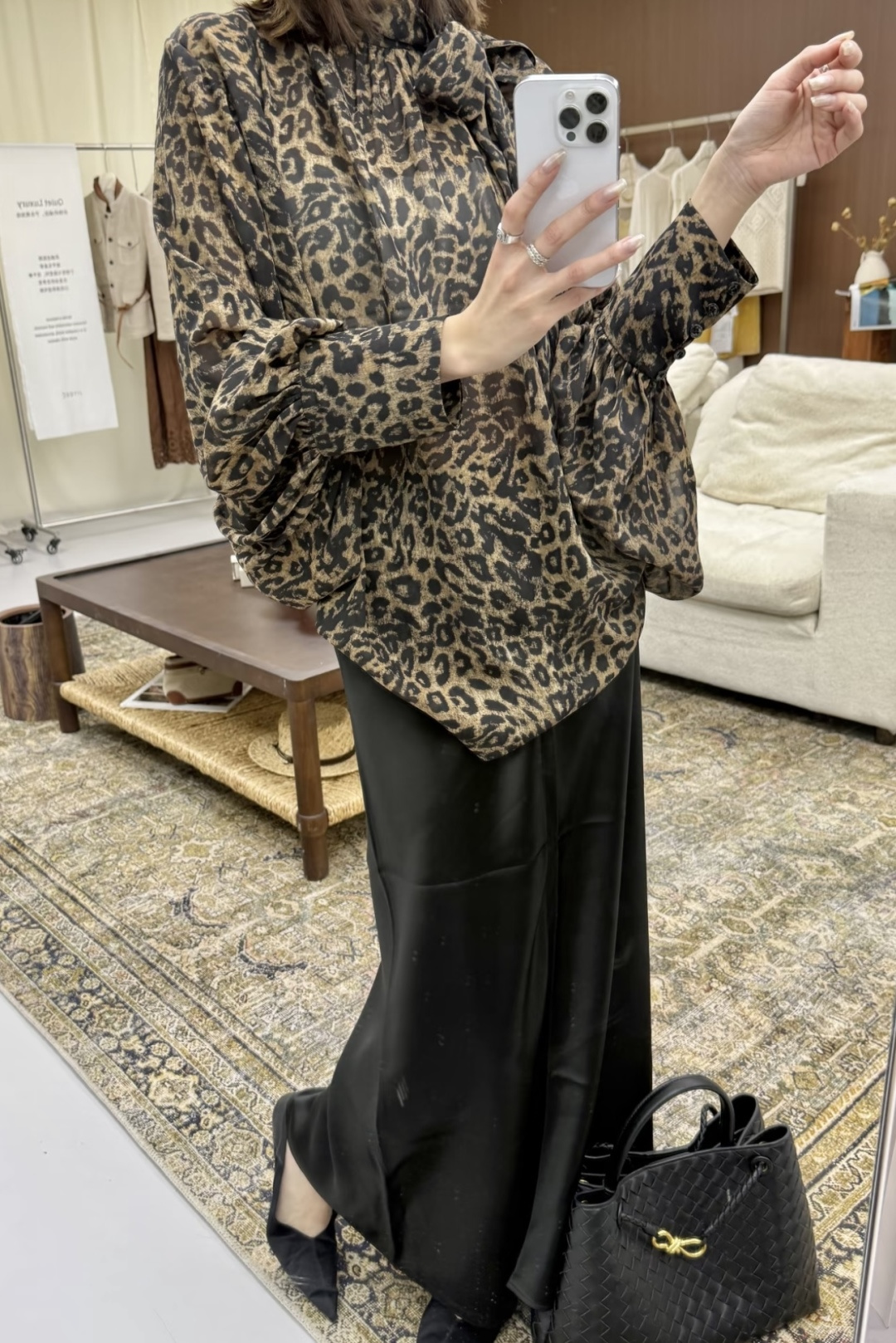 NO:867098,XZ0163 upper body picture, saint laurent-clothing, saint laurent,19860909XZ0163 上身图,圣罗兰-服装,saint laurent,,Women's clothing