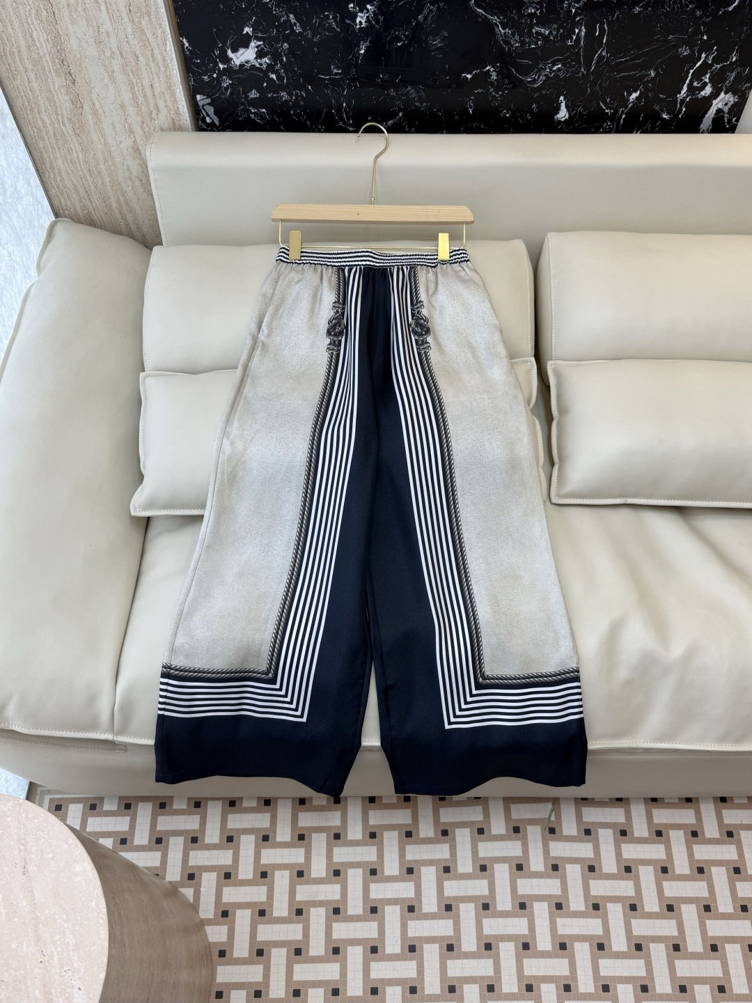 QD8161#新款裤子⚠️🌾Max 顶级版‼️Max mara 定位斜纹印花长裤 36/38/40/42