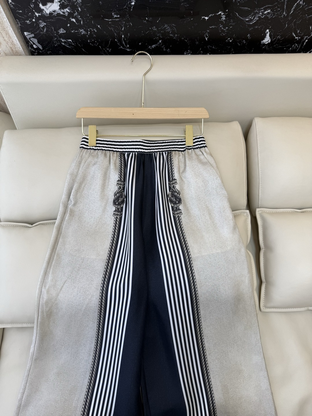 QD8161#新款裤子⚠️🌾Max 顶级版‼️Max mara 定位斜纹印花长裤 36/38/40/42