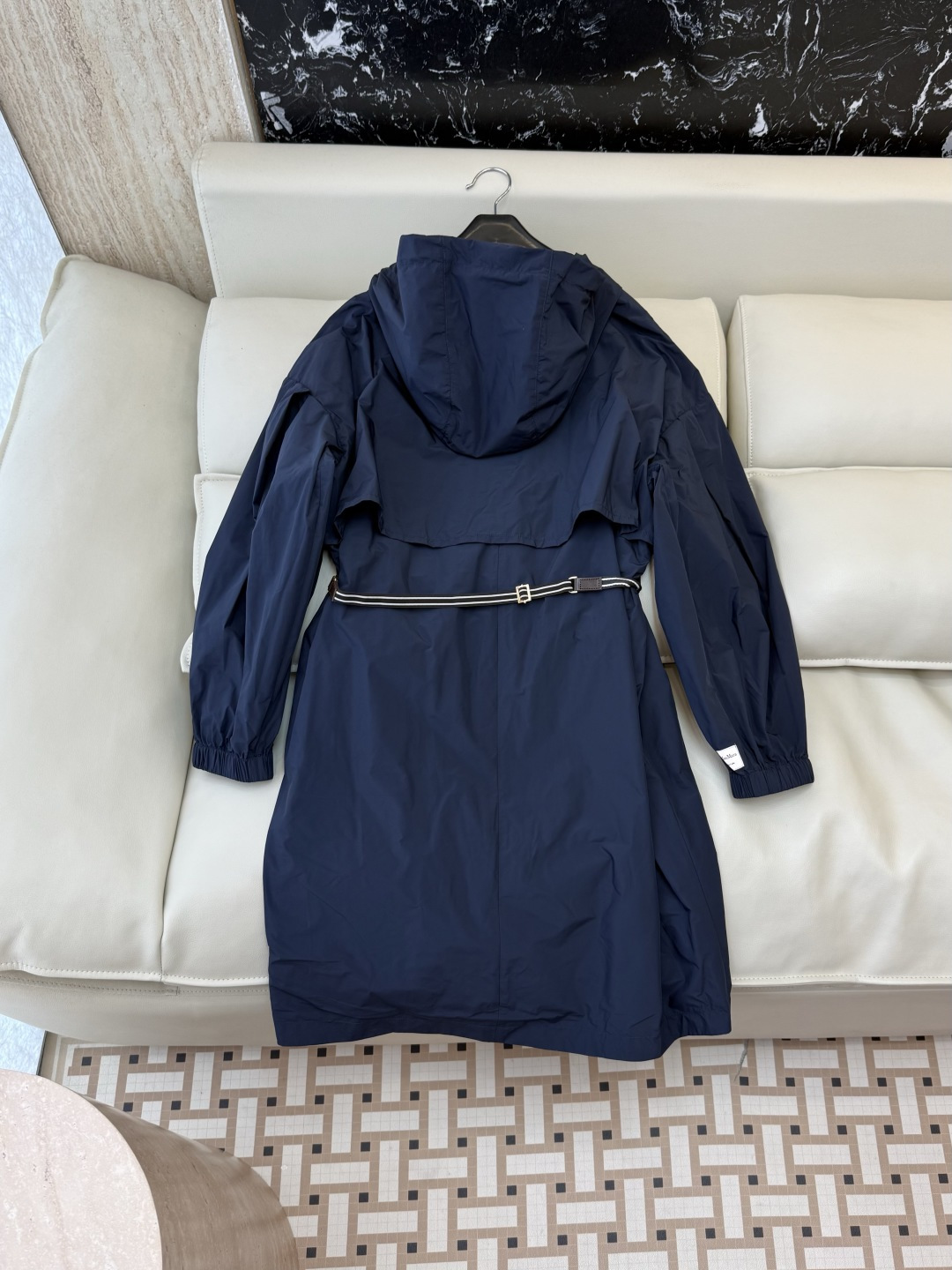 M2606#新款外套⚠️🌾Max mara 顶级版‼️皮标腰带 长袖修身拉链外套 长款 藏青色 卡其色 