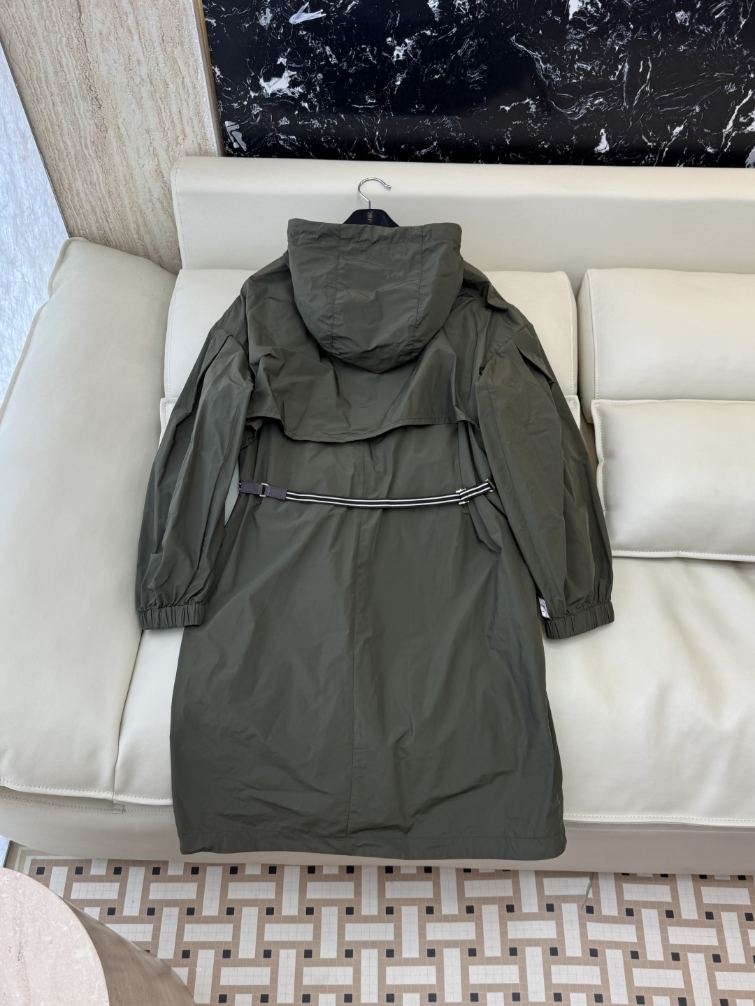 M2606#新款外套⚠️🌾Max mara 顶级版‼️皮标腰带 长袖修身拉链外套 长款 藏青色 卡其色 