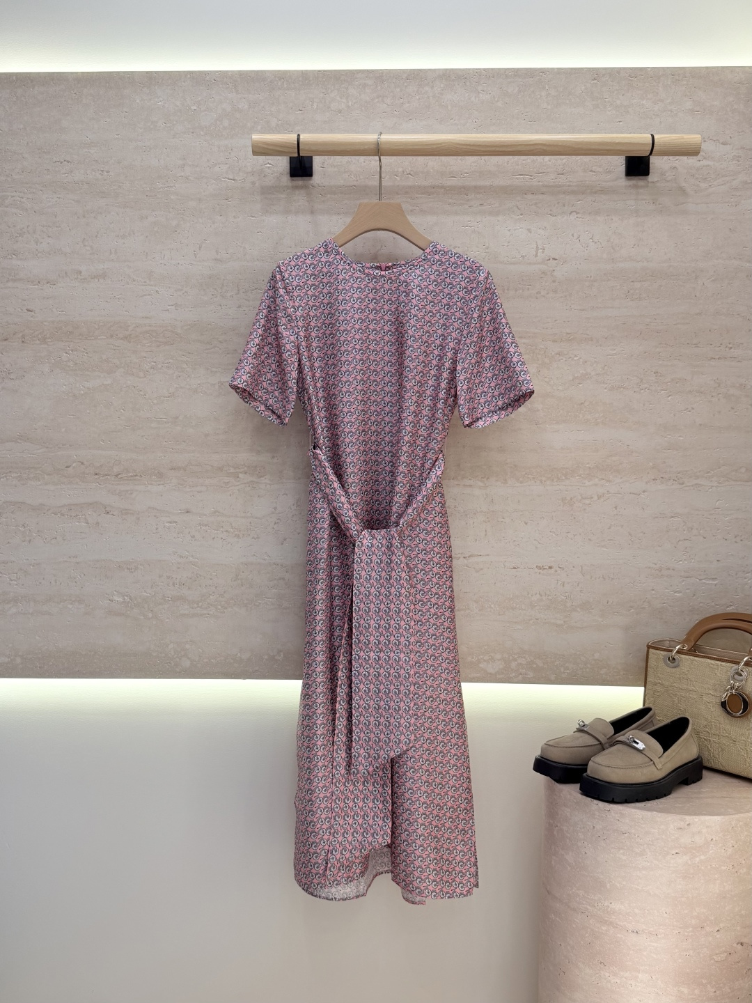 BS1238#新款连衣裙⚠️🌾Max mara 100% 真丝印花斜纹印花 短袖连衣裙 36-42