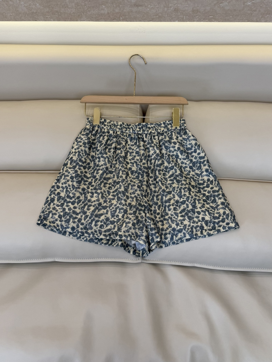 BS1242+1243#新款套装⚠️🌾Loro piana 100%亚麻 短袖印花上衣➕短裤套装  36