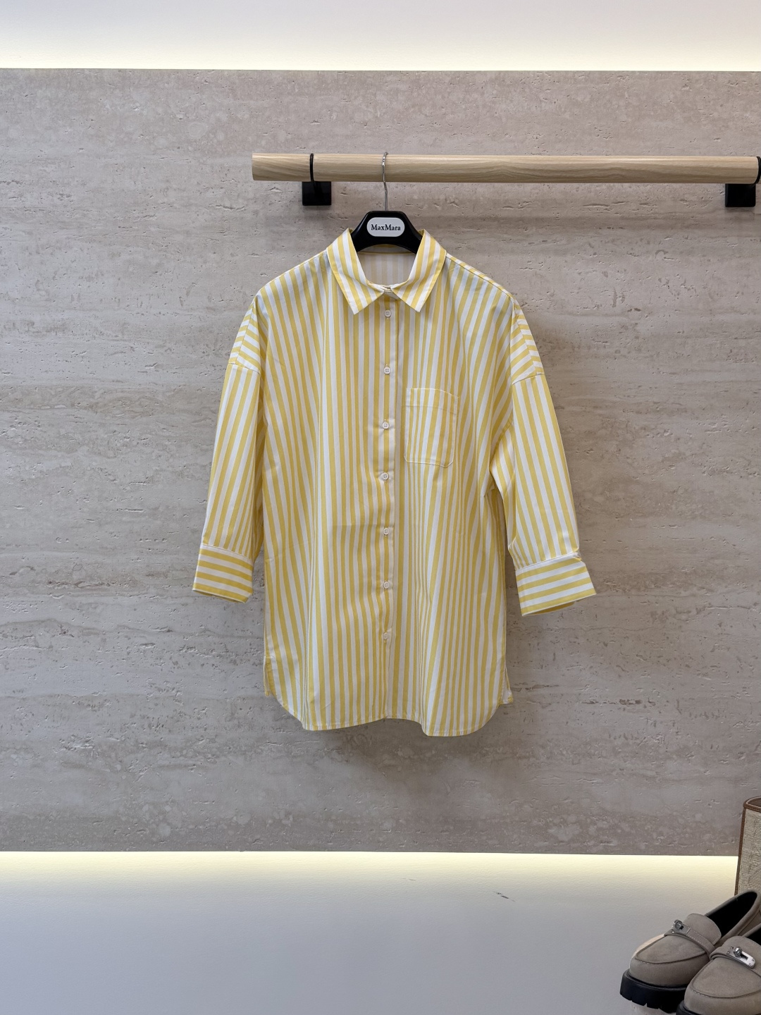 NO:888919,FW003# New Shirt Factory P Max Mara Striped Shirt Yellow 38/40/42,Max Mara-clothing,shirts,19860909FW003#新款衬衫工厂P Max mara 条纹衬衫 黄色 38/40/42,麦丝玛拉-服装,shirts,,Women's clothing
