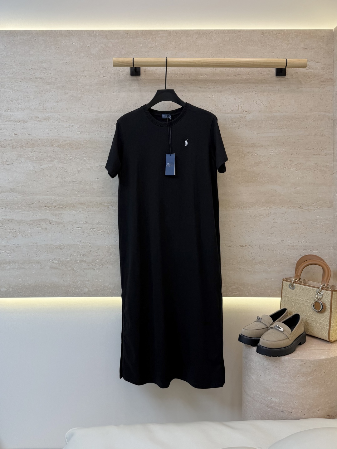 NO:893805,MLJ001# New dress factory Polo Raf short-sleeved embroidered dress black white SML,,skirts,T-shirt,19860909MLJ001#新款连衣裙工厂 Polo 拉夫 短袖刺绣连衣裙 黑色 白色 SML,,skirts,T-shirt,,Women's clothing