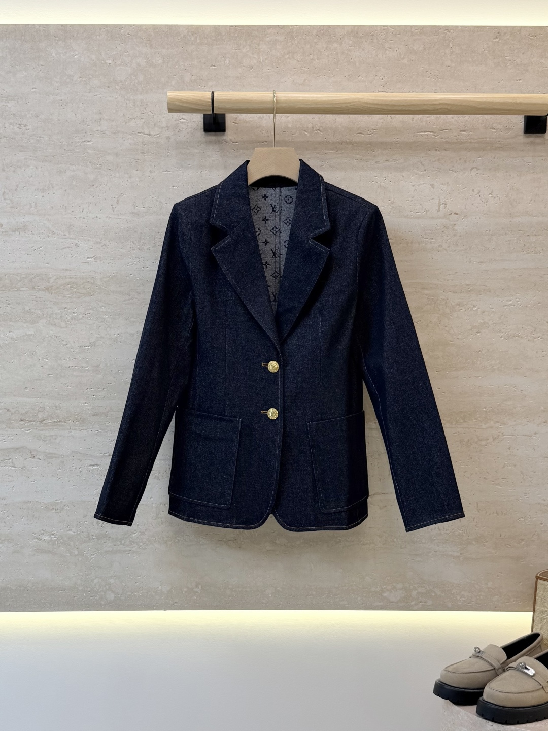 NO:923060,XZ0181# New Jacket L V letter jacquard fabric denim cotton suit jacket S-XL,Louis Vuitton-clothing,louis vuitton,jackets & coats,business suit,19860909XZ0181#新款外套 L V 字母提花面料 牛仔棉 西装外套 S-XL,路易威登-服装,louis vuitton,jackets & coats,business suit,,Women's clothing