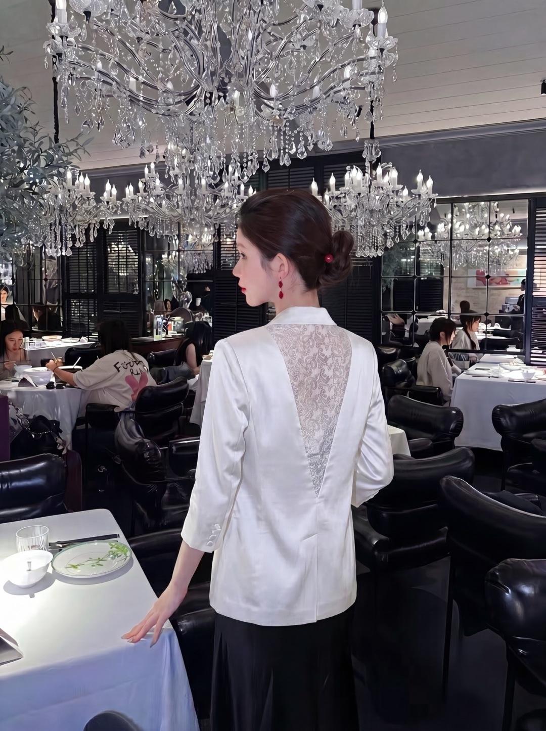 NO:923110,XZ0173 upper body picture, saint laurent-clothing, saint laurent,19860909XZ0173 上身图,圣罗兰-服装,saint laurent,,Women's clothing