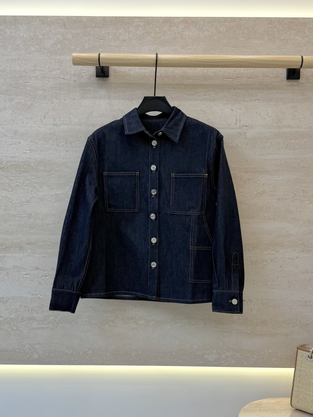 NO:943678,GU096# New Jacket p Jacket Xiaoxiang long-sleeved denim jacket top SML, Chanel-clothing, chanel, jackets & coats,19860909GU096#新款外套p外套 小香 长袖牛仔外套 上衣SML,香奈儿-服装,chanel,jackets & coats,,Women's clothing