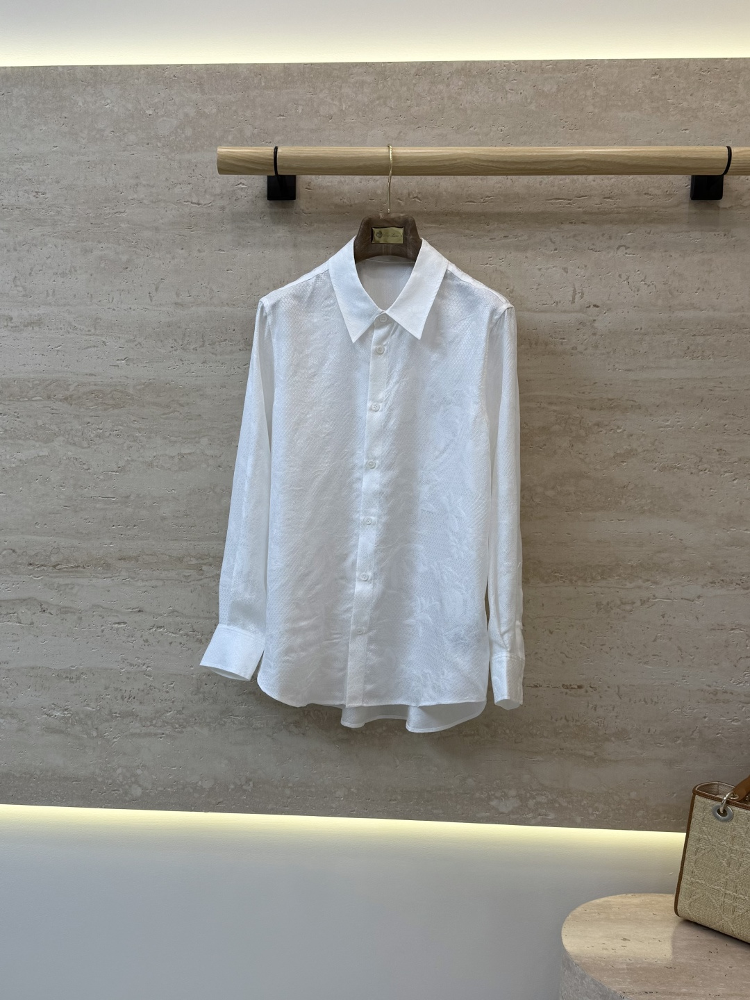 NO:943744,BS1261# New shirt LP silk jacquard long-sleeved shirt white apricot 36-42, women's clothing, loro piana, shirts, real silk,19860909BS1261#新款衬衫 LP 真丝 提花 长袖衬衫 白色 杏色 36-42,女装,loro piana,shirts,real silk,,Women's clothing