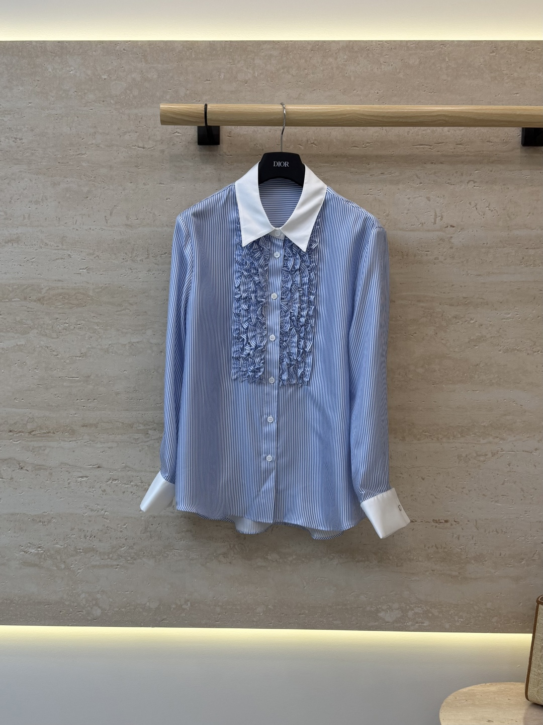 NO:943750,BS1262# new shirt Dior twill silk striped print fungus edge splicing collar long-sleeved shirt blue 36-42, Dior-clothing, dior, dior, shirts, real silk,19860909BS1262#新款衬衫 Dior 斜纹真丝 条纹印花 木耳边 拼接领 长袖衬衫 蓝色 36-42,迪奥-服装,dior,dior,shirts,real silk,,Women's clothing