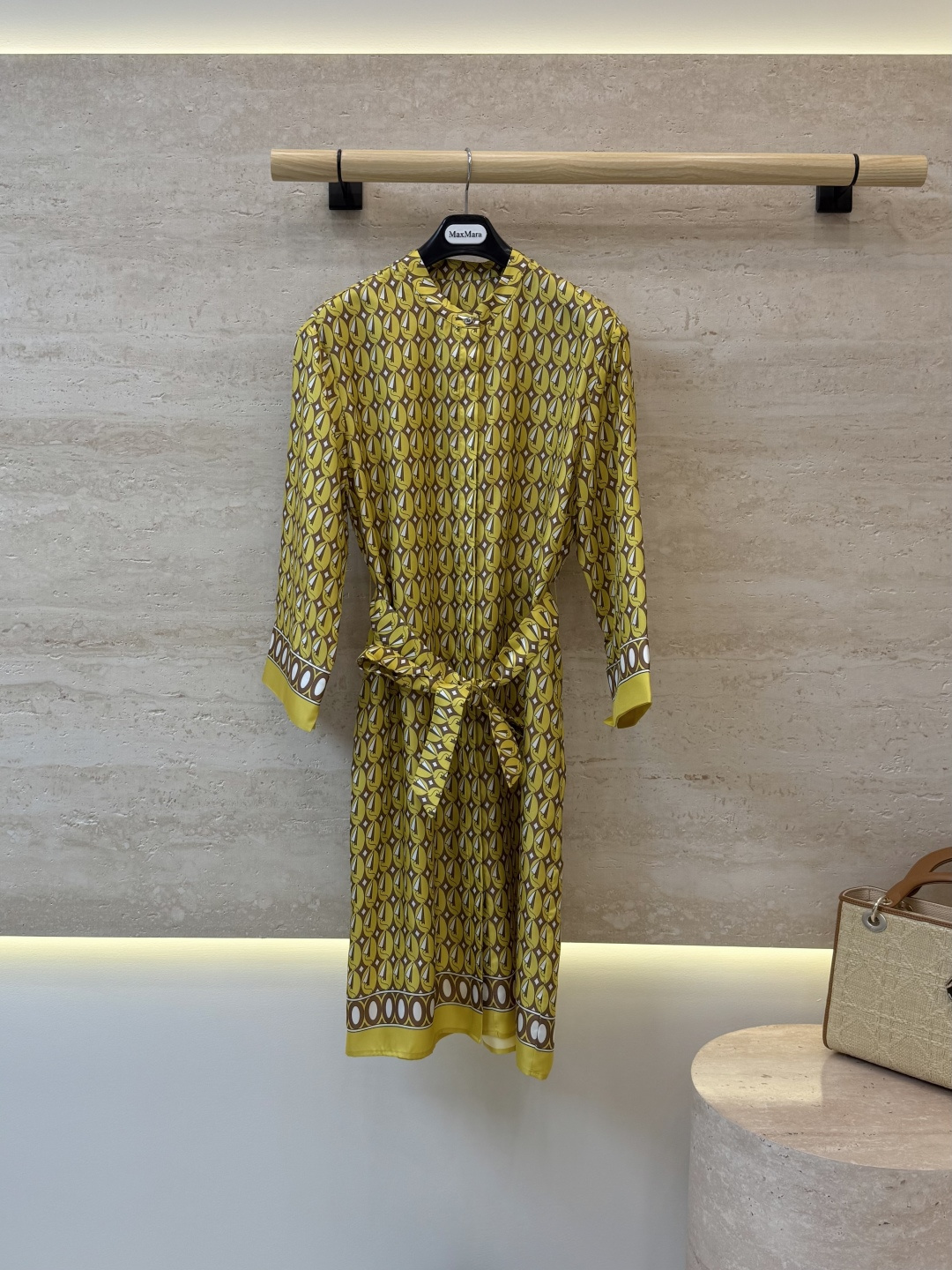 NO:943761,BS1260# New Dress Max Positioning Print Twill Silk Dress Blue Yellow 36-42, Maxmara-Clothing,skirts,real silk,19860909BS1260#新款连衣裙 Max 定位印花 斜纹真丝连衣裙 蓝色 黄色 36-42,麦丝玛拉-服装,skirts,real silk,,Women's clothing