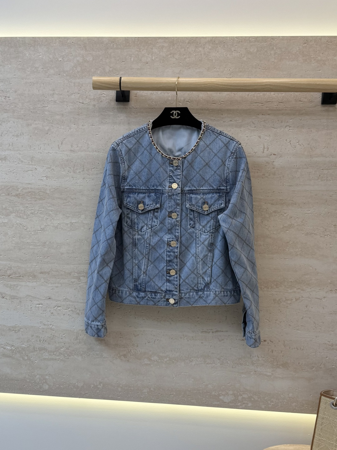NO:943658,GU0102p Jacket Xiaoxiang grid embroidery long-sleeved denim jacket top SML, Chanel-clothing, chanel, jackets & coats,19860909GU0102p外套 小香 网格纹绣花 长袖牛仔外套上衣SML,香奈儿-服装,chanel,jackets & coats,,Women's clothing