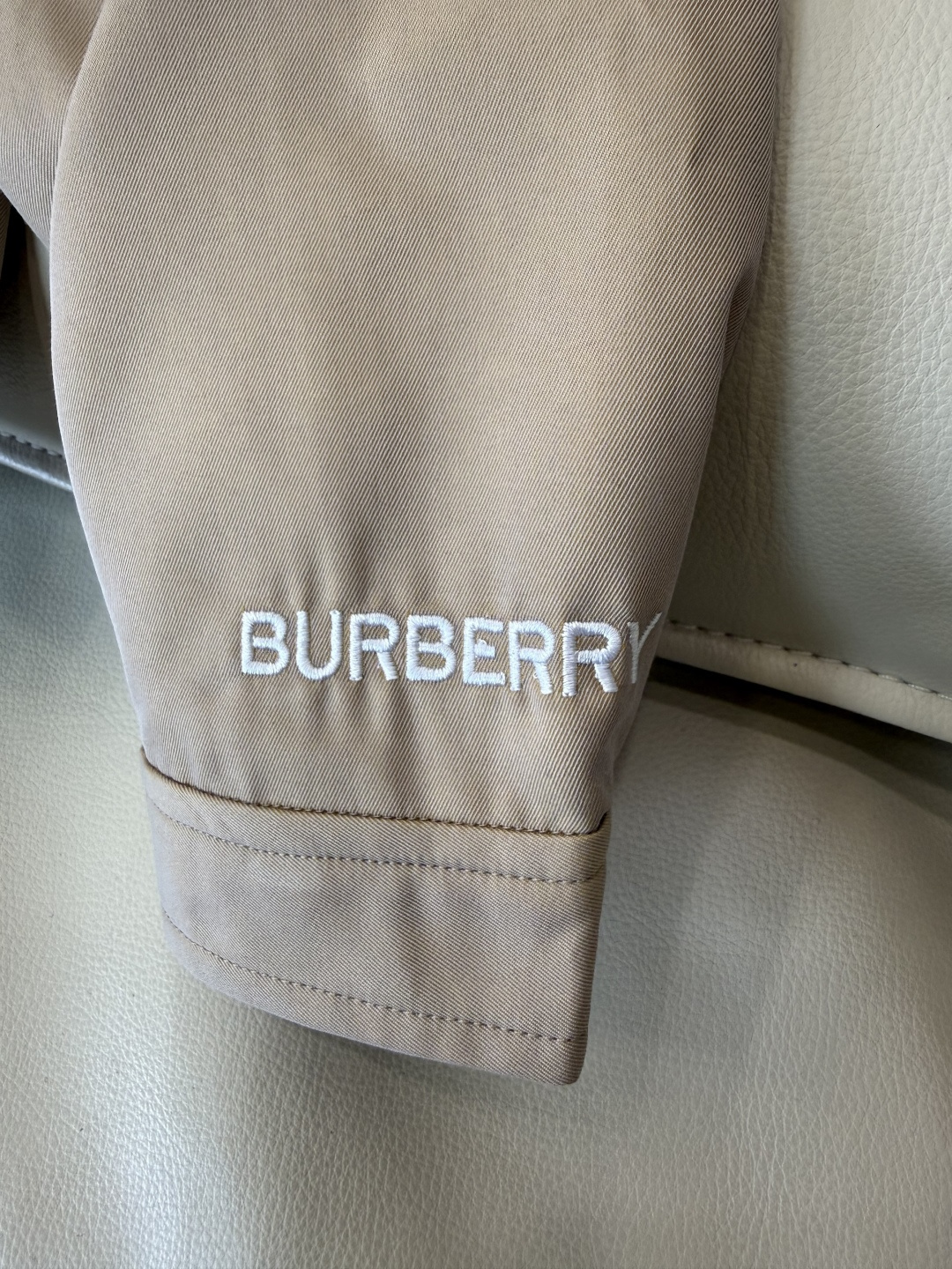 LF025#新款风衣🌾 Burberry 最新款 翻领格子色 拼接短款风衣小外套 卡其色 36/38/40/42