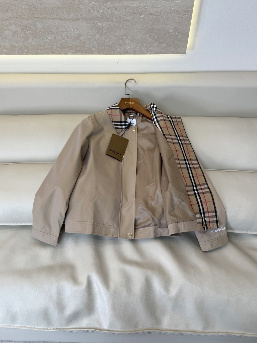 LF025#新款风衣🌾 Burberry 最新款 翻领格子色 拼接短款风衣小外套 卡其色 36/38/40/42