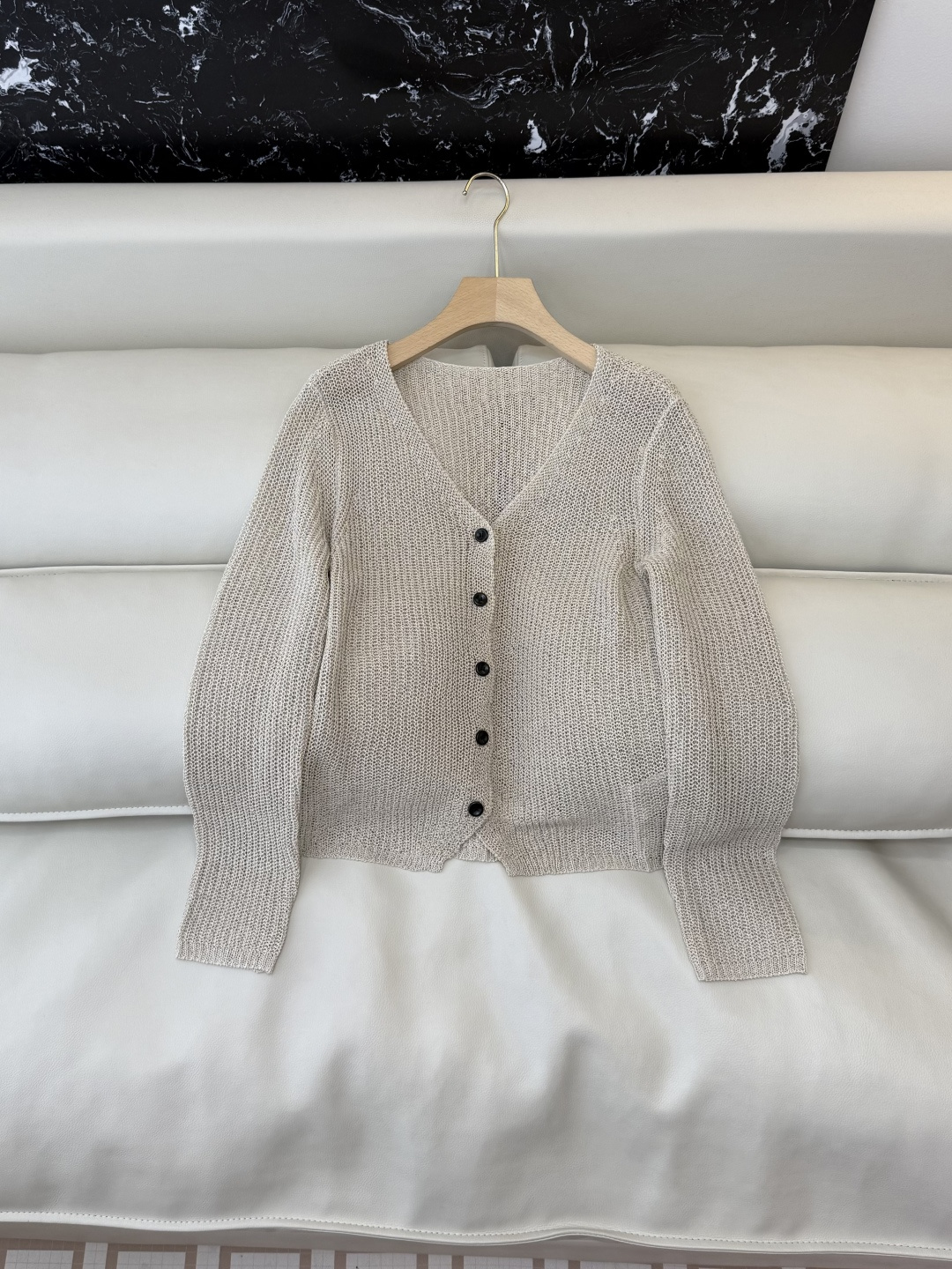 NO:948413,YB0500# New knitted p V-neck cardigan long-sleeved sweater gray apricot SML, women's clothing,19860909YB0500#新款针织p V领 开衫 长袖针织衫 灰色杏色 SML,女装,,Women's clothing