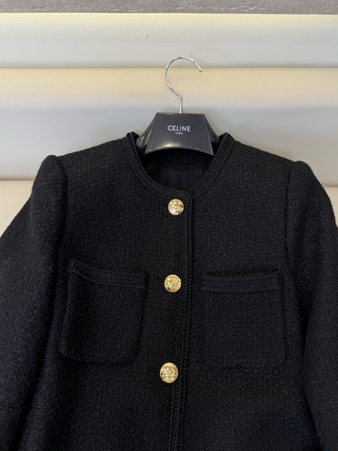 XZ0198#新款外套⚠️🌾 Celine 金扣 40% 羊毛 长袖毛呢外套 黑色 米白色  36-42 